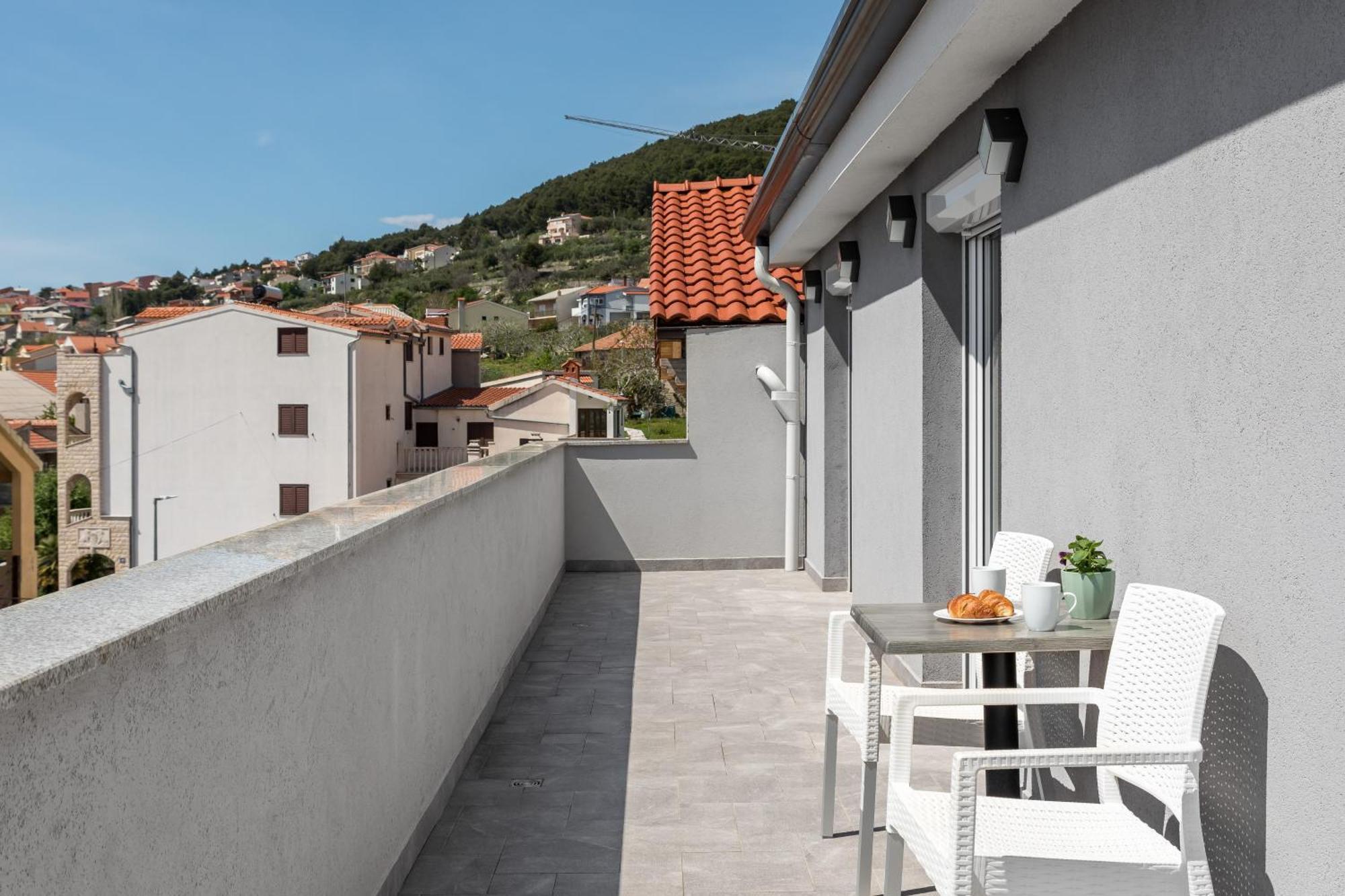 Apartments Villa Salona Sky Room photo